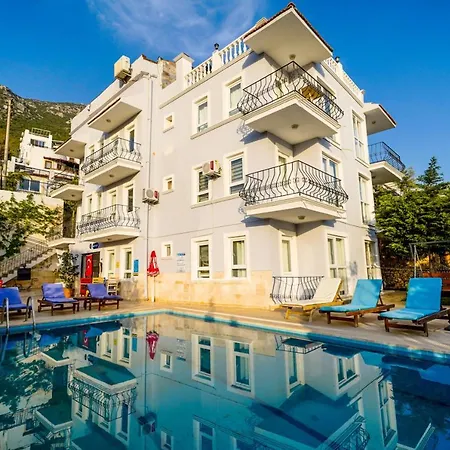 شقة Flat With Shared Pool And Shared Backyard In Kas كالكان